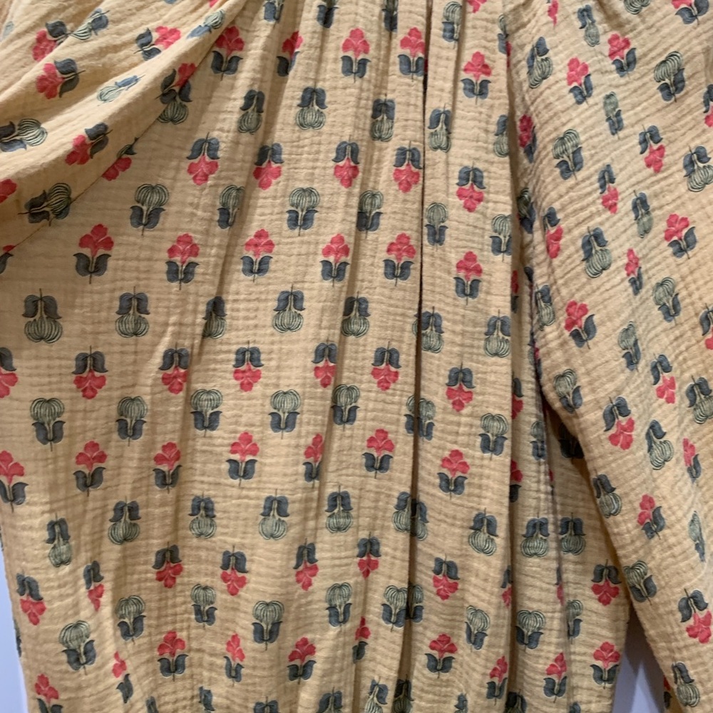 Women's Floral Print Top - yellow and Red - Picture 4 of 4